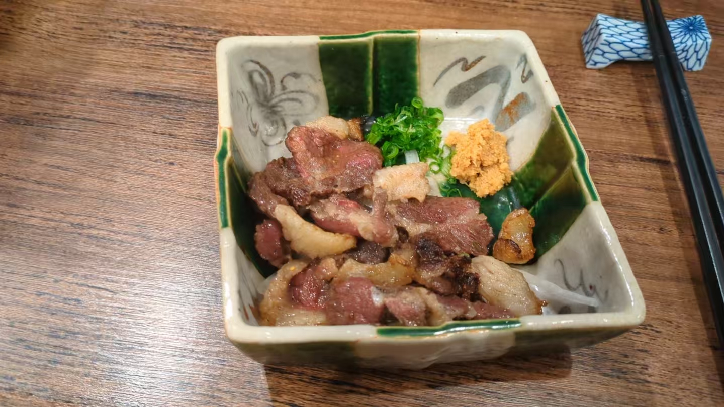 Figure 45: 烤熊肉，感觉也没啥特别的